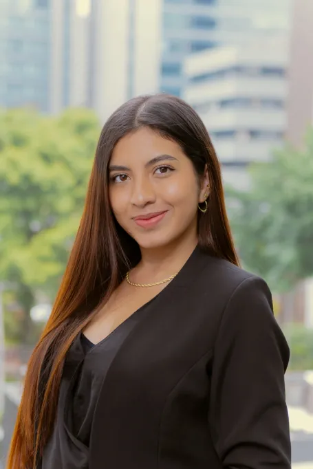 Nikoll Dayanna Moncada Fernández - Abogada Especialista en Derecho de Familia
